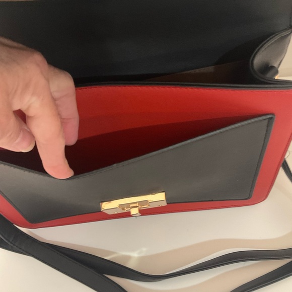 Scarleton High Quality Faux Leather Sturdy Shoulder Bag Gold Hardware Twist Lock - Picture 8 of 16